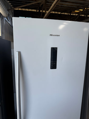 Factory second Hisense HR6AFF355D 355L Upright Fridge Finish Colour White - Second Hand Appliances Geebung